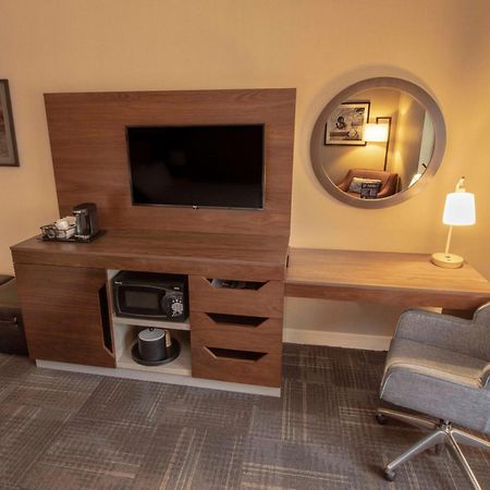 Hampton Inn & Suites Chesapeake-Battlefield Boulevard Екстер'єр фото