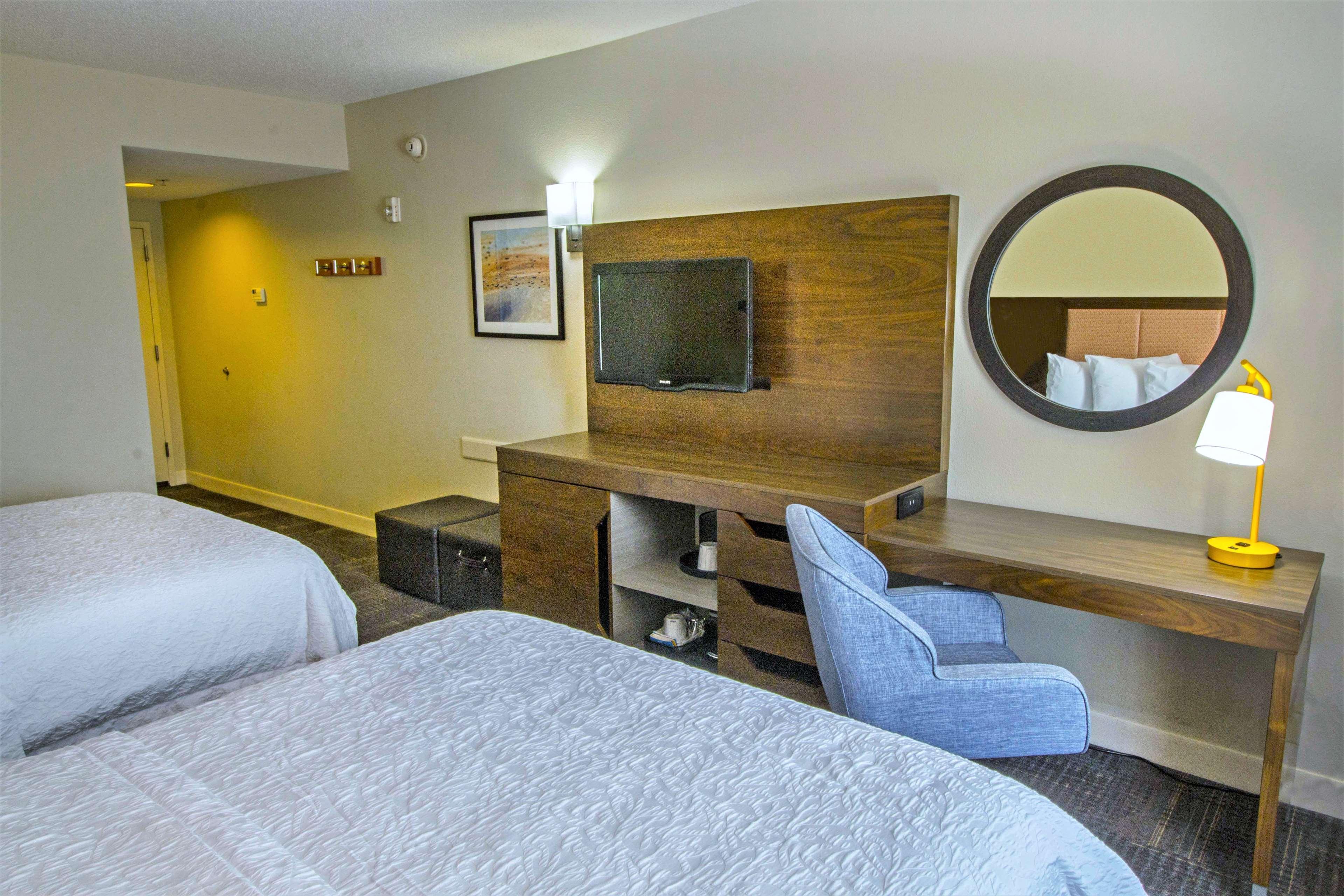 Hampton Inn & Suites Chesapeake-Battlefield Boulevard Екстер'єр фото