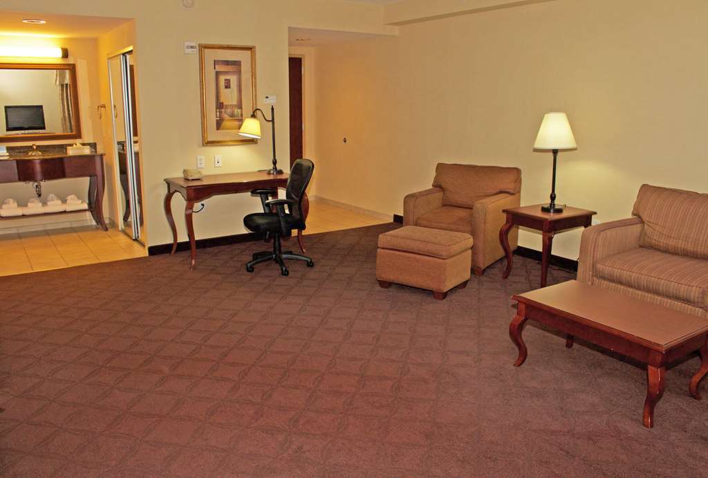 Hampton Inn & Suites Chesapeake-Battlefield Boulevard Номер фото