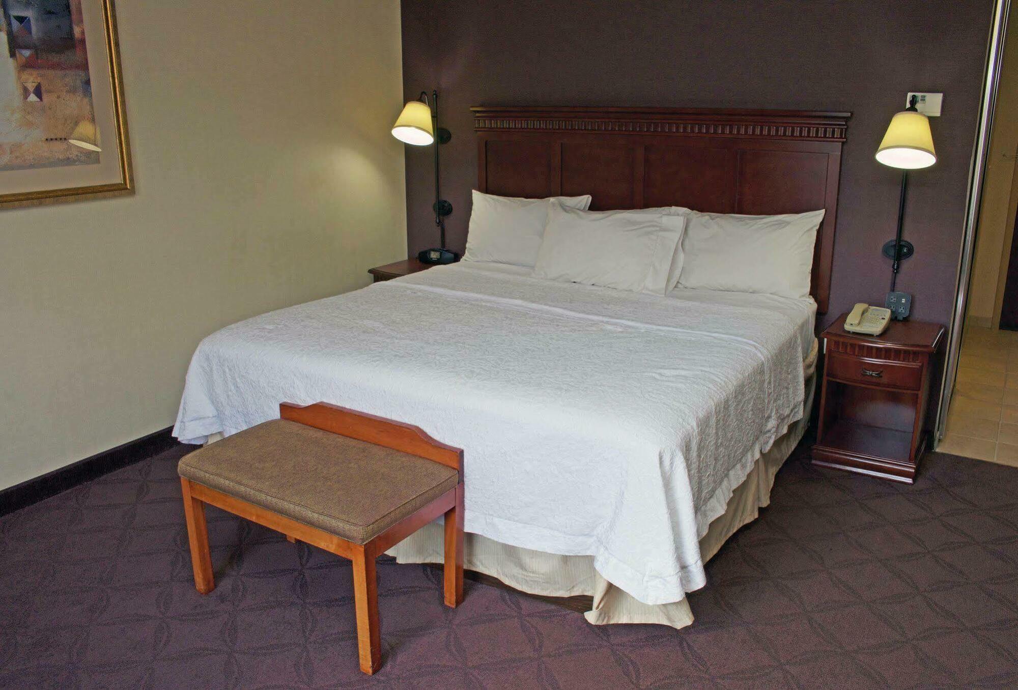 Hampton Inn & Suites Chesapeake-Battlefield Boulevard Екстер'єр фото